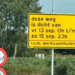 lokaal Zaans, Zaandam, krommenie, Assendelft, west-knollendam, Wormerveer, Zaandijk, westzaan, koog aan de zaan, politieke partij, wegafsluiting, bord
