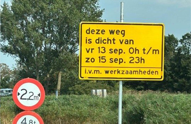 lokaal Zaans, Zaandam, krommenie, Assendelft, west-knollendam, Wormerveer, Zaandijk, westzaan, koog aan de zaan, politieke partij, wegafsluiting, bord